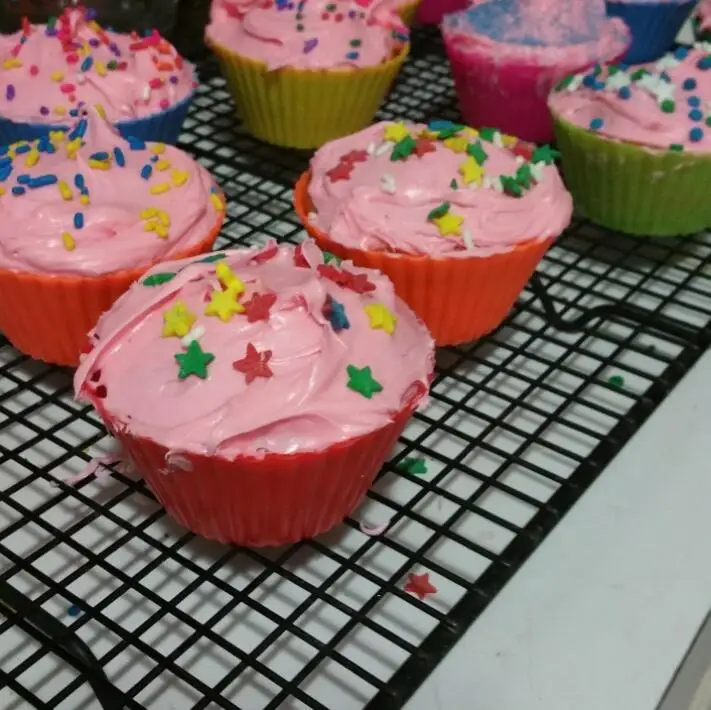 12 шт./лот форма для капкейков 7 см Кухонное ремесло цветные работы силиконовые