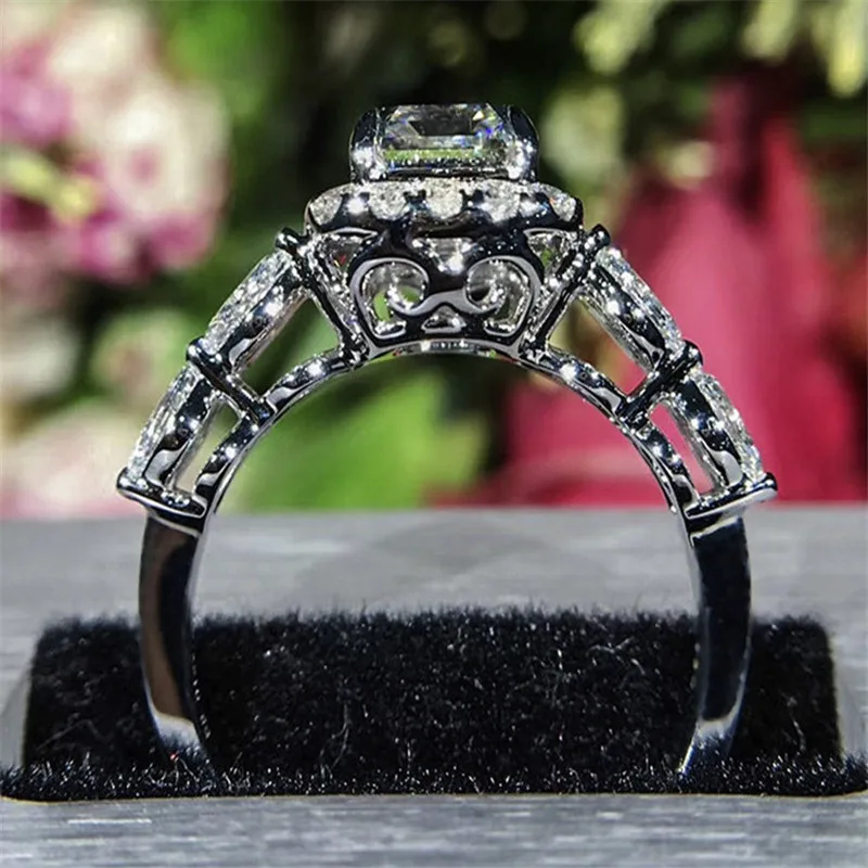 Стразы кольца блестящие свадебные Роскошные темперамент квадратные нежные