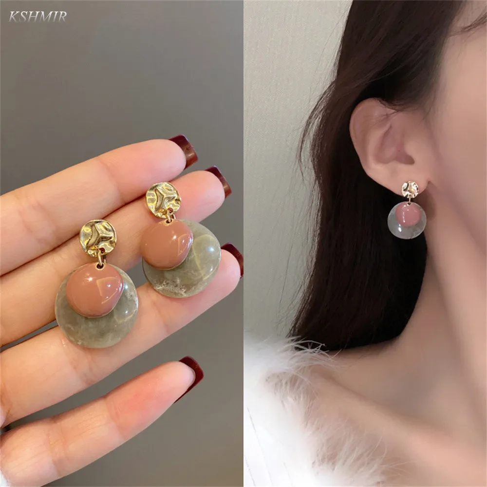 

Asymmetrical diamond set heart earrings INS metal cold wind chain earrings South Korea temperament female earrings accessories