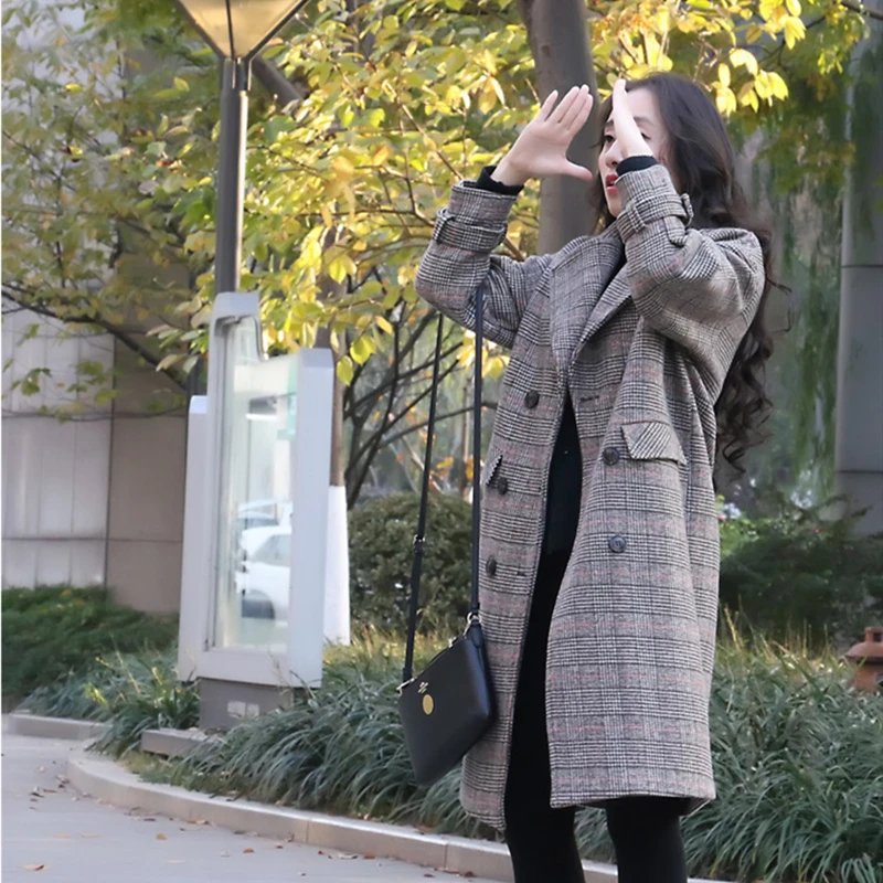 

2020 winter new fashion thick warm woolen woolen coat simple and loose large size plaid elegant women's woolen coat jacket