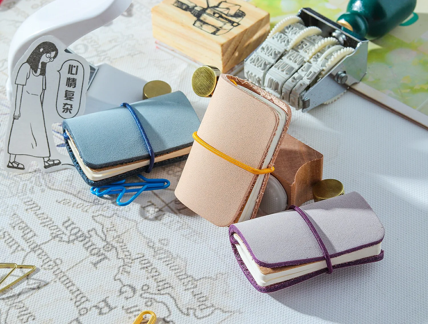 Записная книжка из натуральной кожи, милый мини дневник для путешествий, винтажное украшение, ретро кулон, маленький дневник, милые канцелярские принадлежности