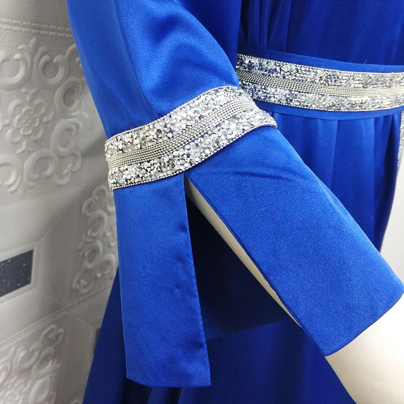

Muslim FashionTurkish Abaya Dubai Caftan Women Satin Long Dress Elegant Ladies Party Diamonds Shiny African Robes Boubou