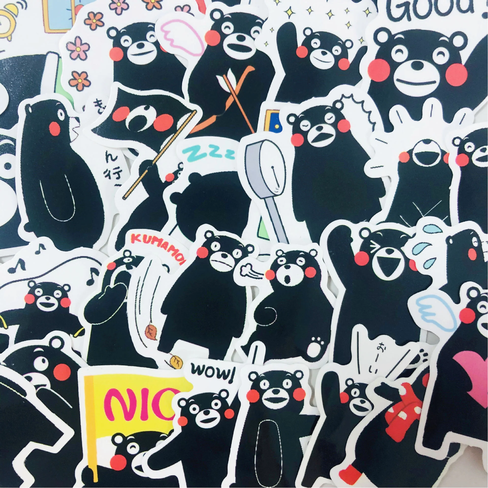 

50PCS Creative Cartoon Bear Mobile Shell Tablet PC Skateboard Guitar Helmet Refrigerator Waterproof Decorative Sticker Wholesale