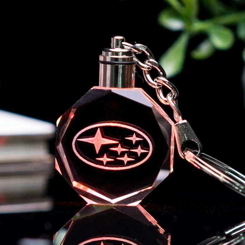 Креативный металлический брелок для ключей со стеклом и подсветкой стайлинга