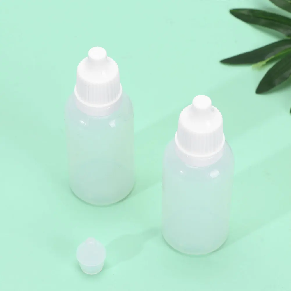 

25pcs Portable Eye Drops Bottle Empty Storage Bottle Refillable Subpackaging Bottle for Home Daily Use (20ml)