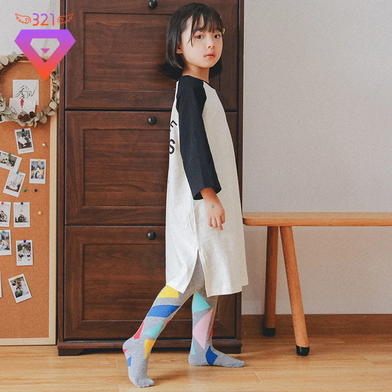 Детские колготки с геометрическим рисунком на весну осень зиму для детей от 2 до 8