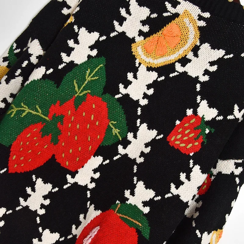 

2020 Women Autumn Winter Cardigan Female Loose Coat Pearl Runway Designer Knitted Fashion Fruit Jacquard Luxury Outwear