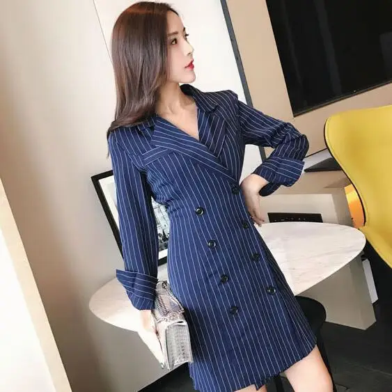 Женское облегающее платье блейзер в полоску офисный пикантный синий Тренч с