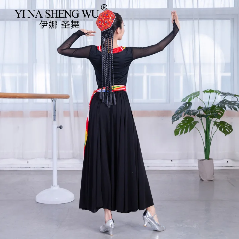 Традиционный танцевальный костюм Синьцзяна для выступлений художественная