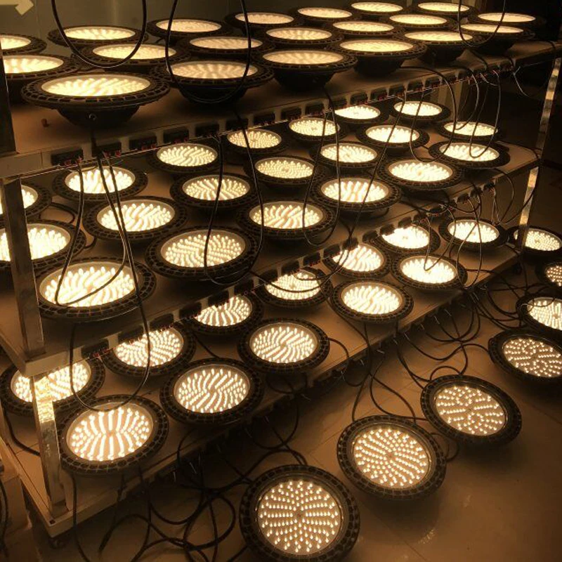 Большая скидка DLC ETL 130lm/w 100 ватт UFO High Bay Lighting 200 светодиодов яркая лампа склад