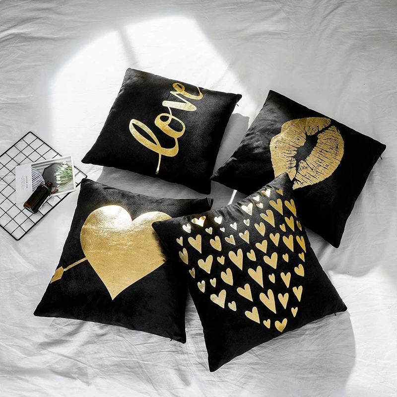 

4PCS 18x18inch Pillow Cover Black and Gold Bronzing Cushion Cover for Sofa Geometric Deer Love Velvet Home Decoration