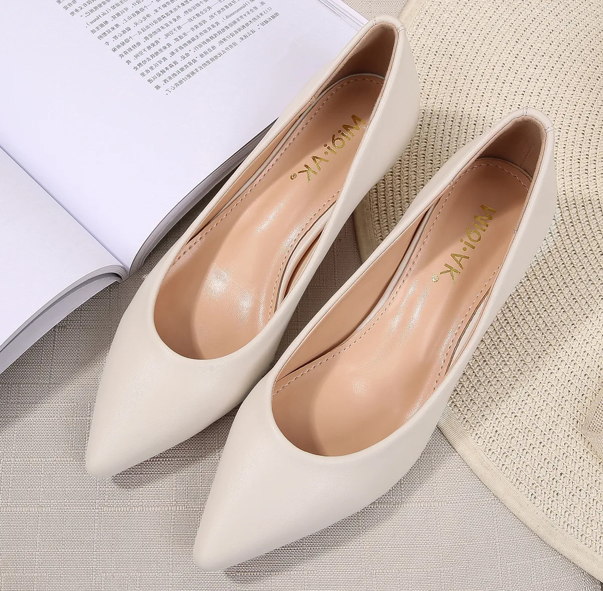 Women's 3.5cm Med High Heels Pumps Office Lady Woman Sexy Bride Party Pointed Toe Split Leather Shoes Black For Female E0002