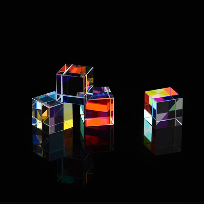 

Colored Cubes Prism 6-Sided Bright Light Combine Cubes Prism Beam Splitting Optical Experiment Photo Prop TRYC889