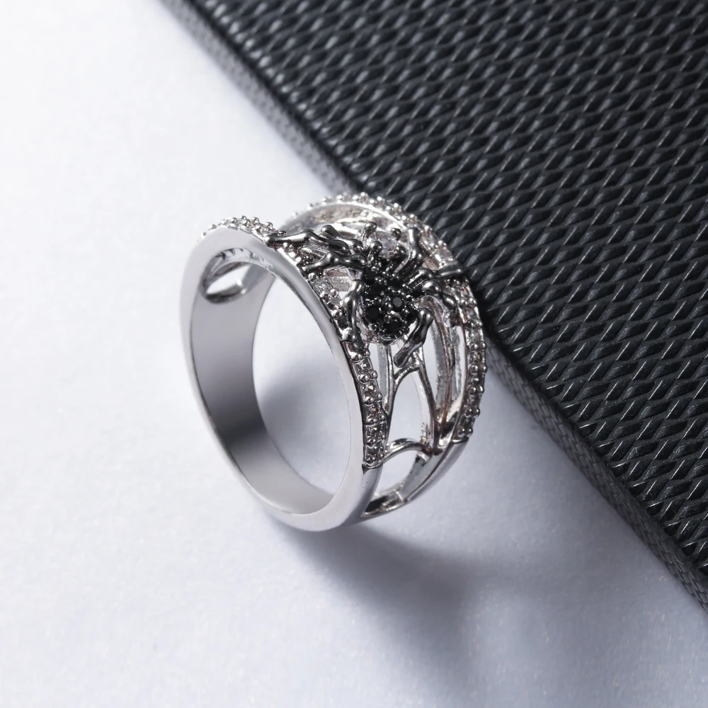 Женское креативное кольцо со стереоскопическим черным цирконием в виде паука