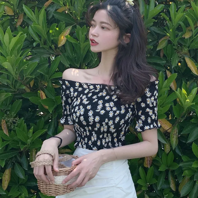 Женский укороченный топ с коротким рукавом футболка цветочным принтом оборками