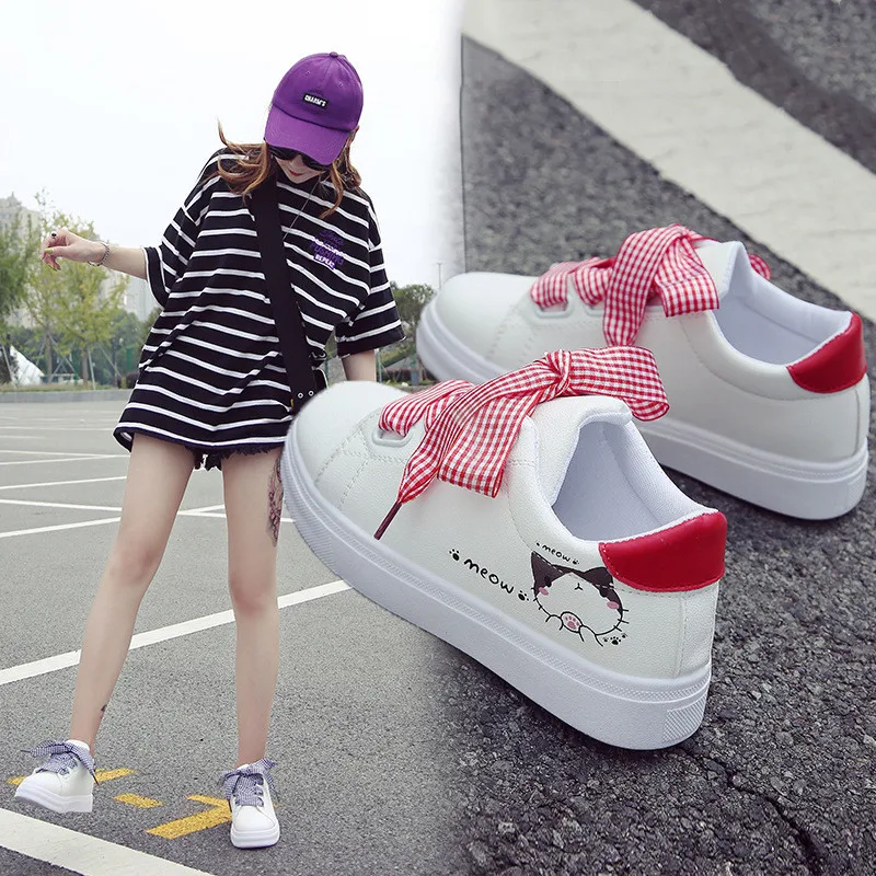 Маленькие белые туфли женская обувь на шнуровке спортивная с милыми мультяшными