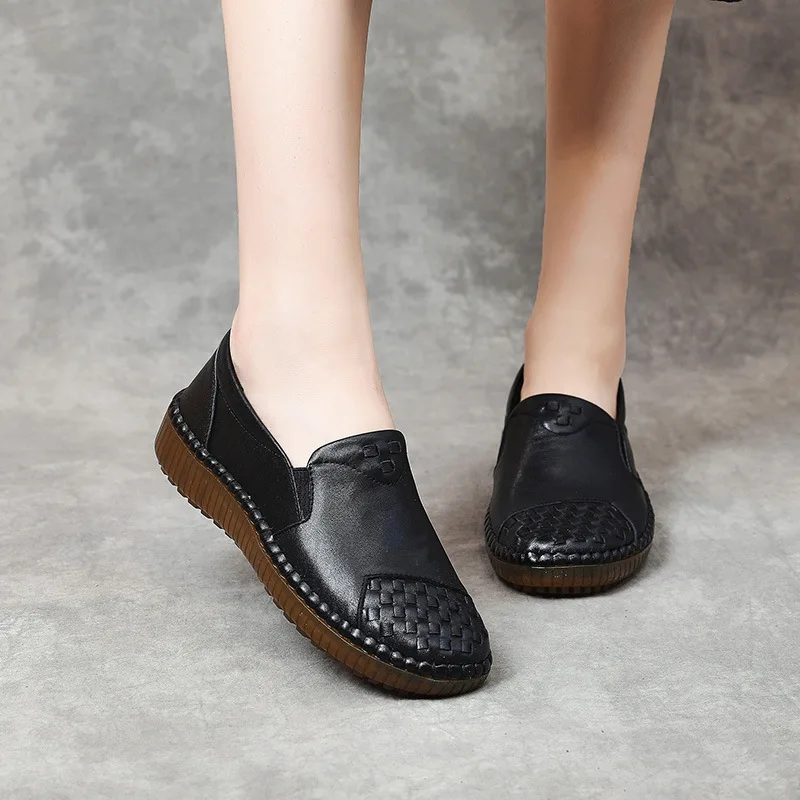 

YAERNINew Fashion Cowhide Weaving Genuine Leather Mother Shoes Flat Shoes Soft Sole Non-slip Comfortable Shoes Woman Casual Shoe
