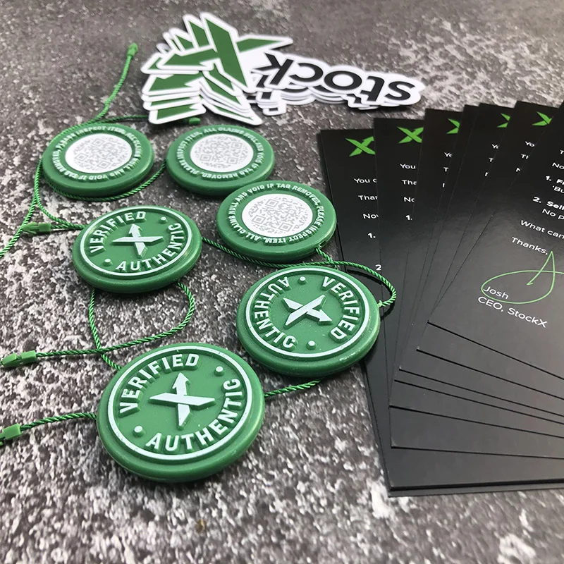 1sets 5sets 10sets Lot 2020 StockX Tag Green Circular Tag Rcode Stickers Flyer Plastic Shoe Buckle Verified X Authentic Tag