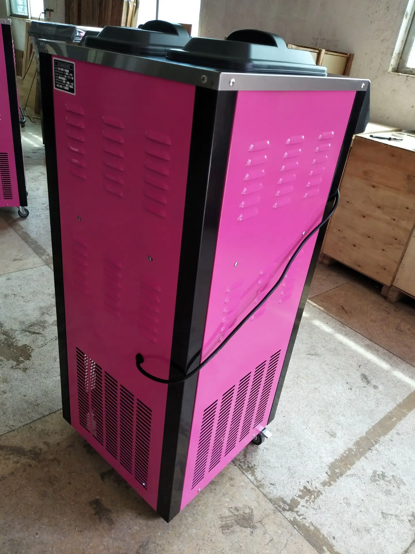 R410a газовая коммерческая машина для производства мягкого мороженого с 3 вкусами