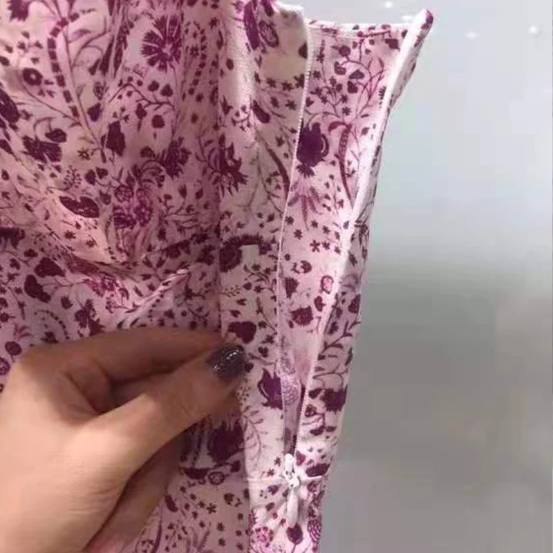 

Queen High-end