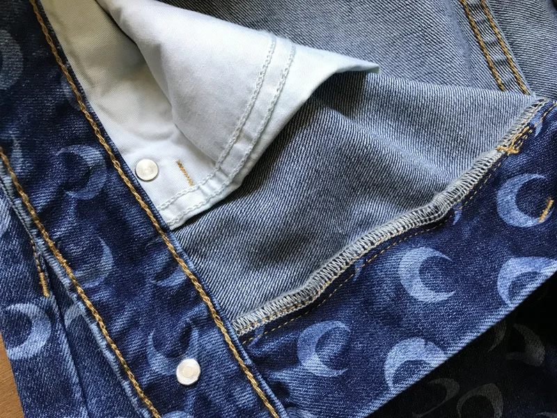 

2020 Spring Summer Women Allover Moon Print Pattern Slim Panel Crescent Logo Ankle-lenght Jeans Pants Fashion M2