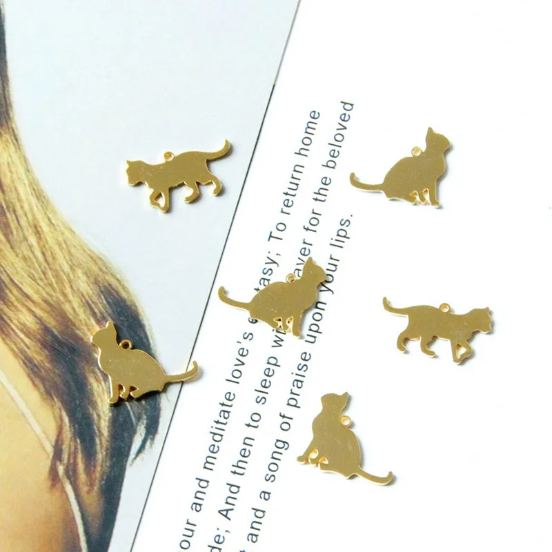 Милые и с милым рисунком кота для прогулок в медным покрытием из белого золота 18