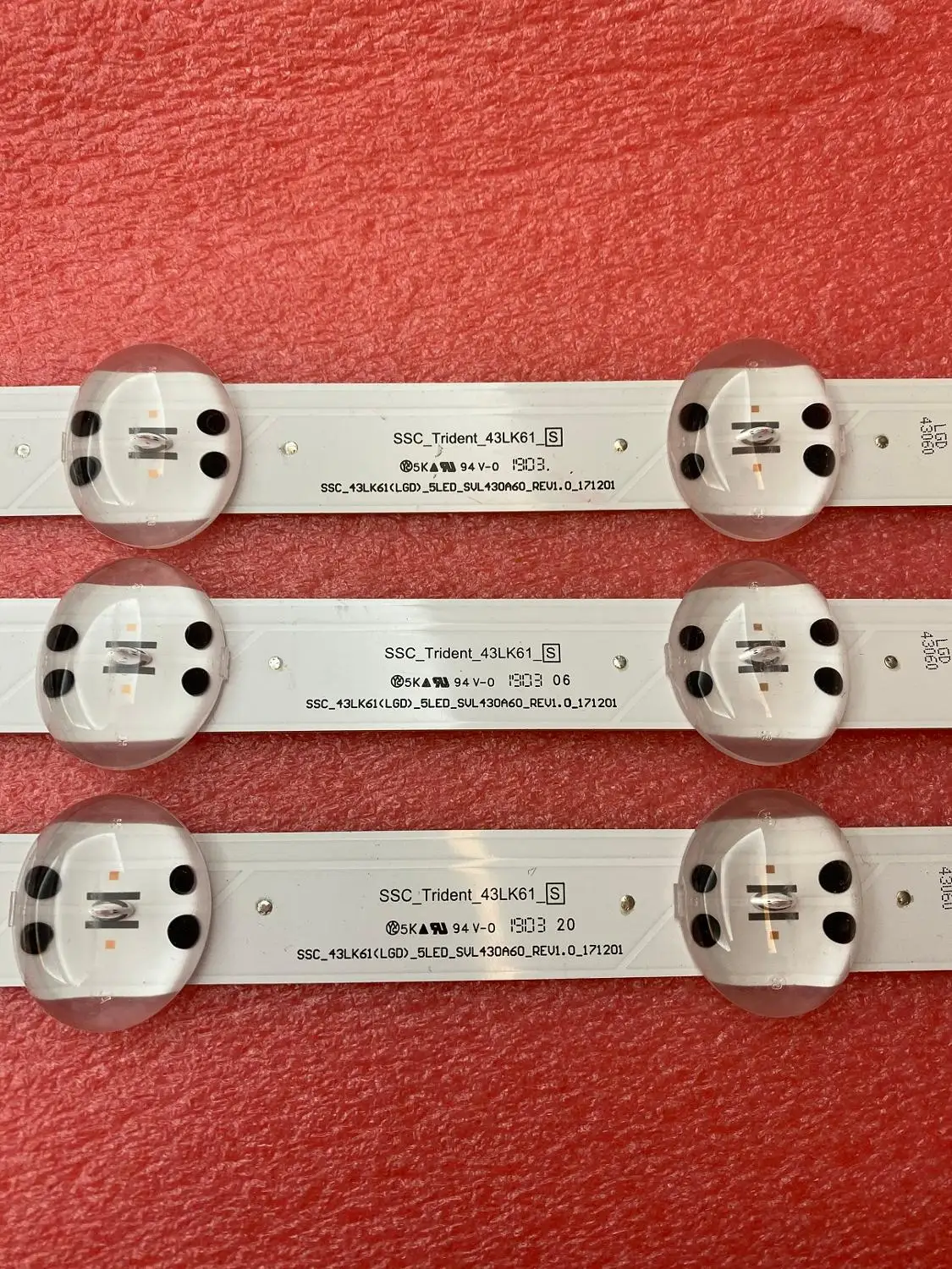 

New 30 PCS LED Backlight strip for LG 43LK6100PLB SSC_43LK61(LGD) _5LED_SVL430A60 SSC_Trident_43LK61 EAY63992401 HC430DUN-SLUR2