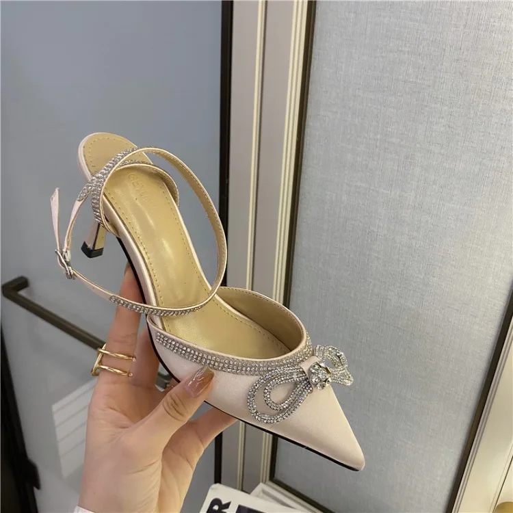 

2020 summer new Korean fashion diamond bow thin heel sandals 40 pointed high heel women's shoes