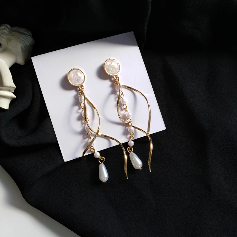 Модные простые металлические геометрические серьги с кисточками и жемчугом в