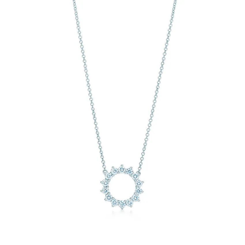 

Cool hot style tide lovers with hollow out cast stone necklace