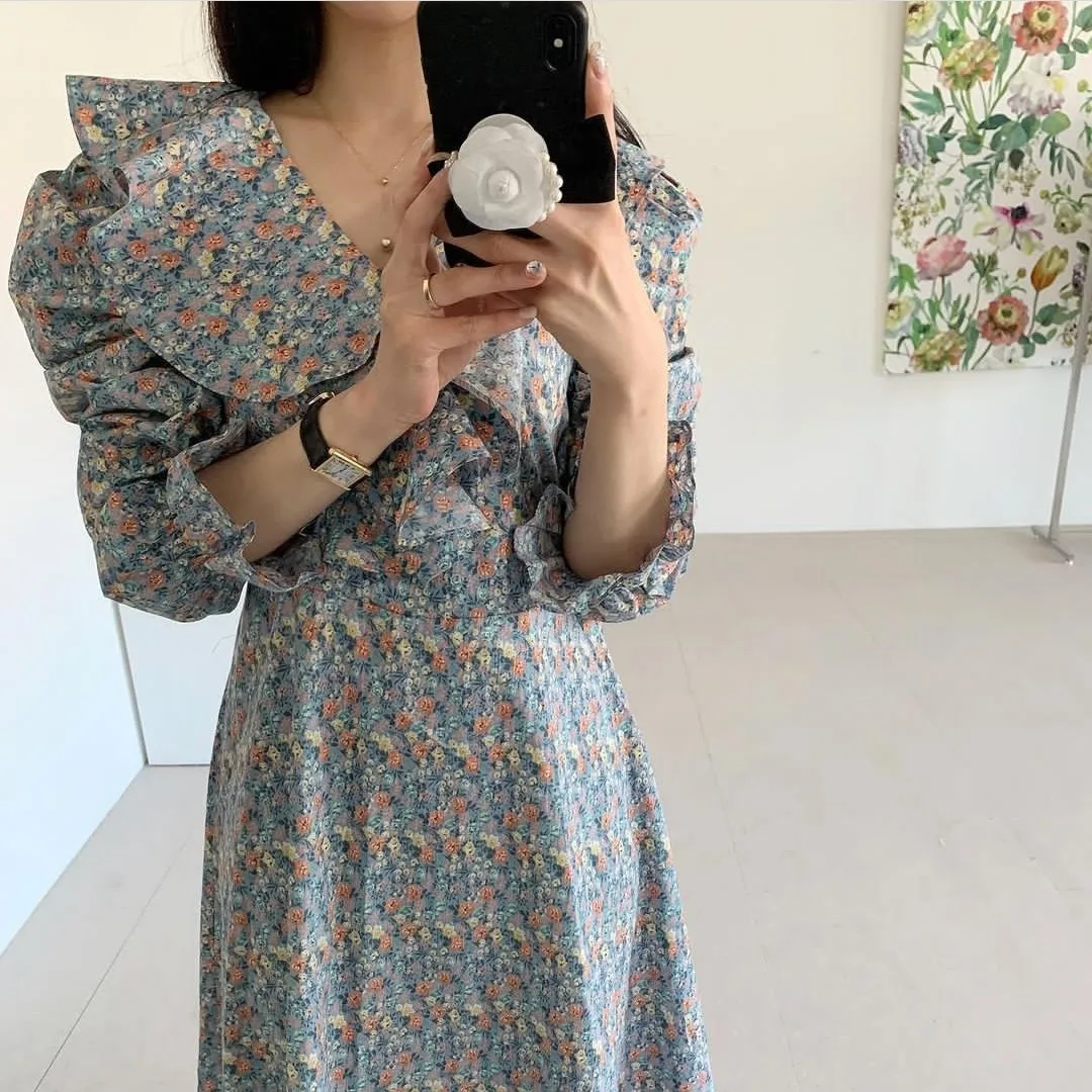 

Early Spring Korean Chic Gentle Cute Youth-Looking Bubble Long Sleeve Ruffled V-neck Midi Floral Dress