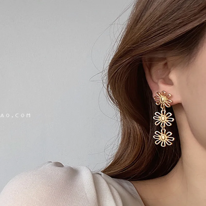 

925 silver needle flower earring of advanced feeling shows face thin earring of female long money temperament hollow out flower