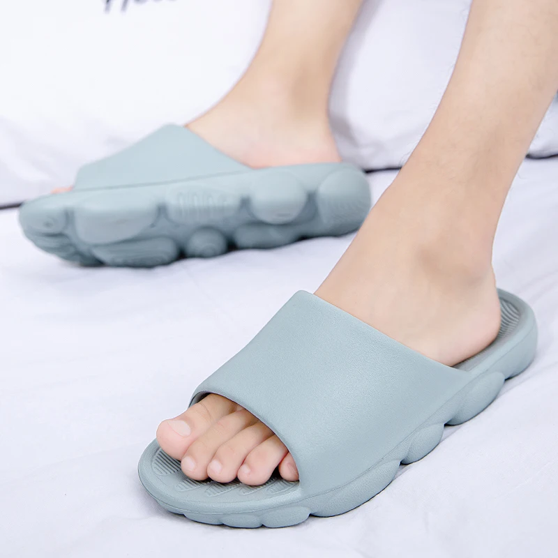 

Indoor comfortable soft slippers Men women Non-slip bathroom home shoes Flat EVA Thick sole Slides Women's sandals