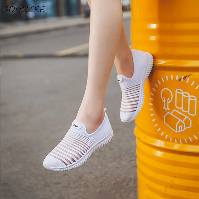 

Женская Вулканизированная обувь, новинка 2020, сетчатая дышащая легкая модная летняя обувь, женская повседневная обувь без шнуровки для пар