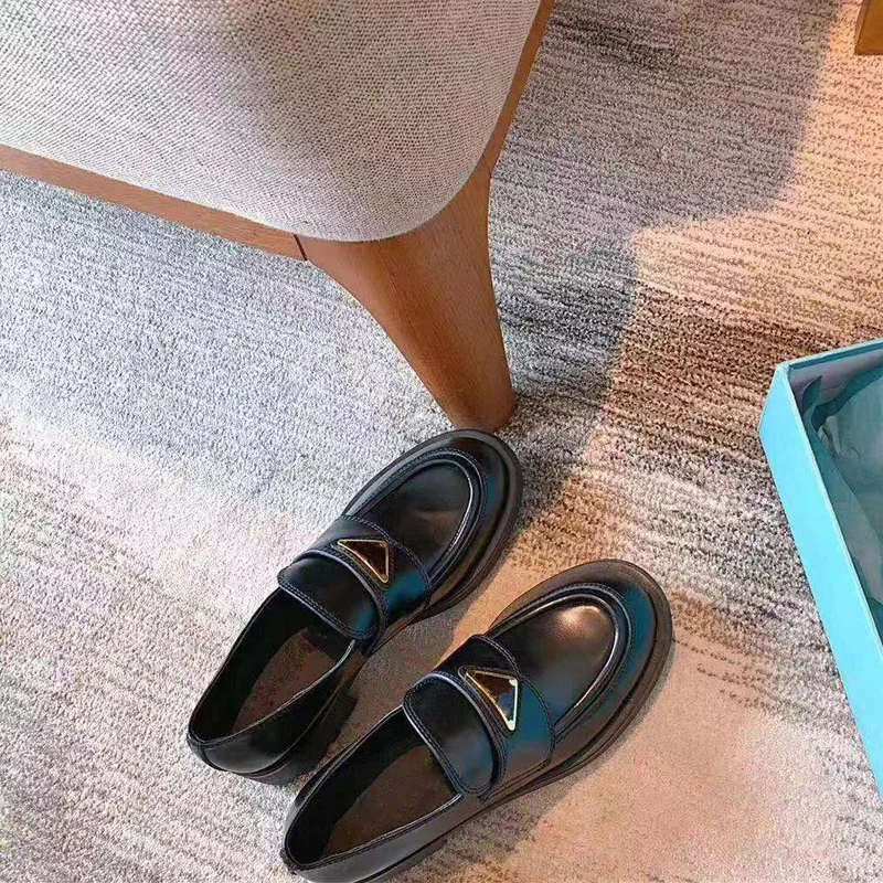 

vallu 2020 new Loafers Women's Brock Single Shoes Platform Casual female leather lazy British heightened thick-soled shoes