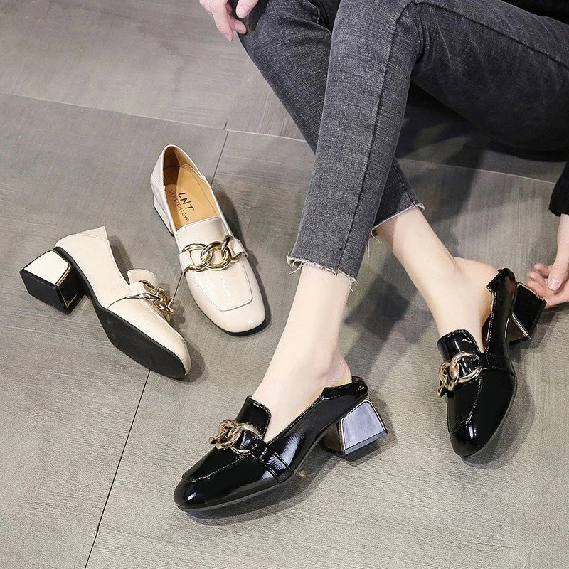 

Spring Casual Women's Flat Shoes Fashion Simple Retro Wild Metal Decoration Elegant Outdoor Small Leather Shoes 2021