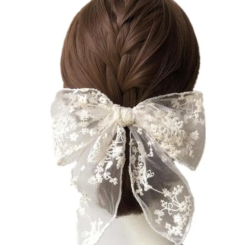 Заколка для волос женская винтажная с кружевным бантом| |