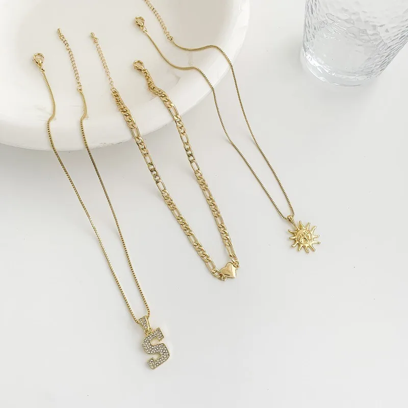 

Orgin Summer Korean Fashion Multilayer Mix Chain Love Heart Sun Pendant Necklace for Women Rhinestone Letter Necklace Jewelry