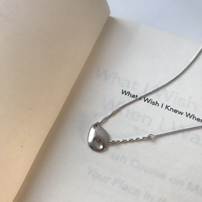 Индивидуальный подарок аутентичный 925 пробы серебристый неправильной формы