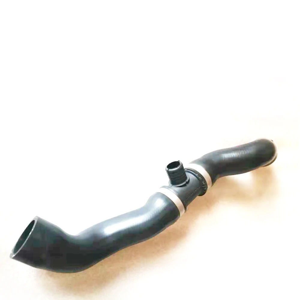 Новинка для Mercedes C32 AMG нижний шланг радиатора w203 OE 2035013682 |