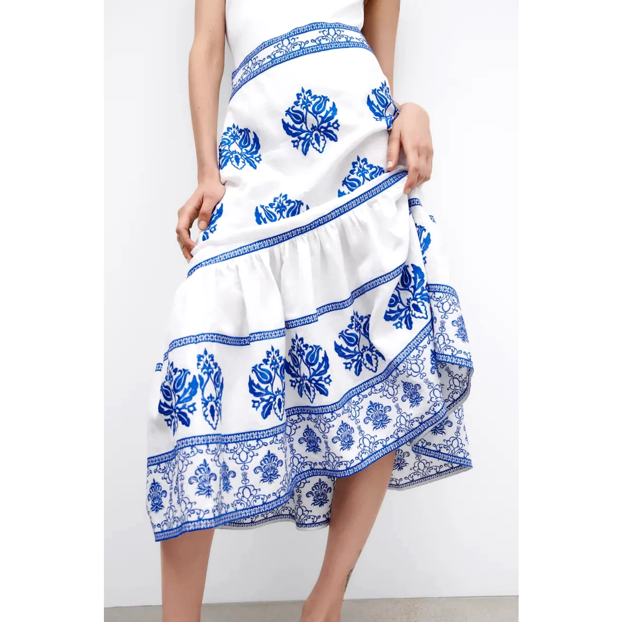 

GypsyLad Floral Embroidery Boho Skirt Vintage Chic Summer Women Pleated Midi Skirts Casual Chic Sexy Holiday Female Ladies Skirt