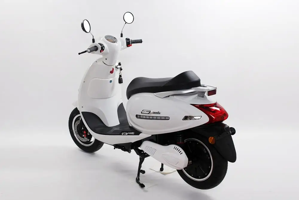 Kaufen C1-019Electric Fahrrad Kleine Erwachsene Zwei-Rädern Lithium-Batterie Roller Für Zwei Männer Und Frauen Können Reise Für 4-10 Stunden