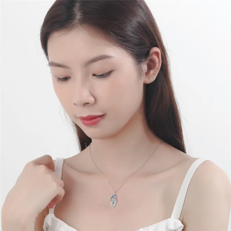 Новейшее ожерелье с подвеской в виде астронавта из кристалла Женский чокер