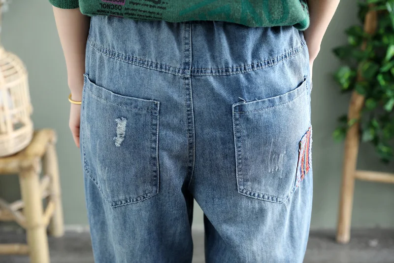 

M-XL Casual Floral Embroidery Jeans Women Harem Denim Pants with Cute Pockets