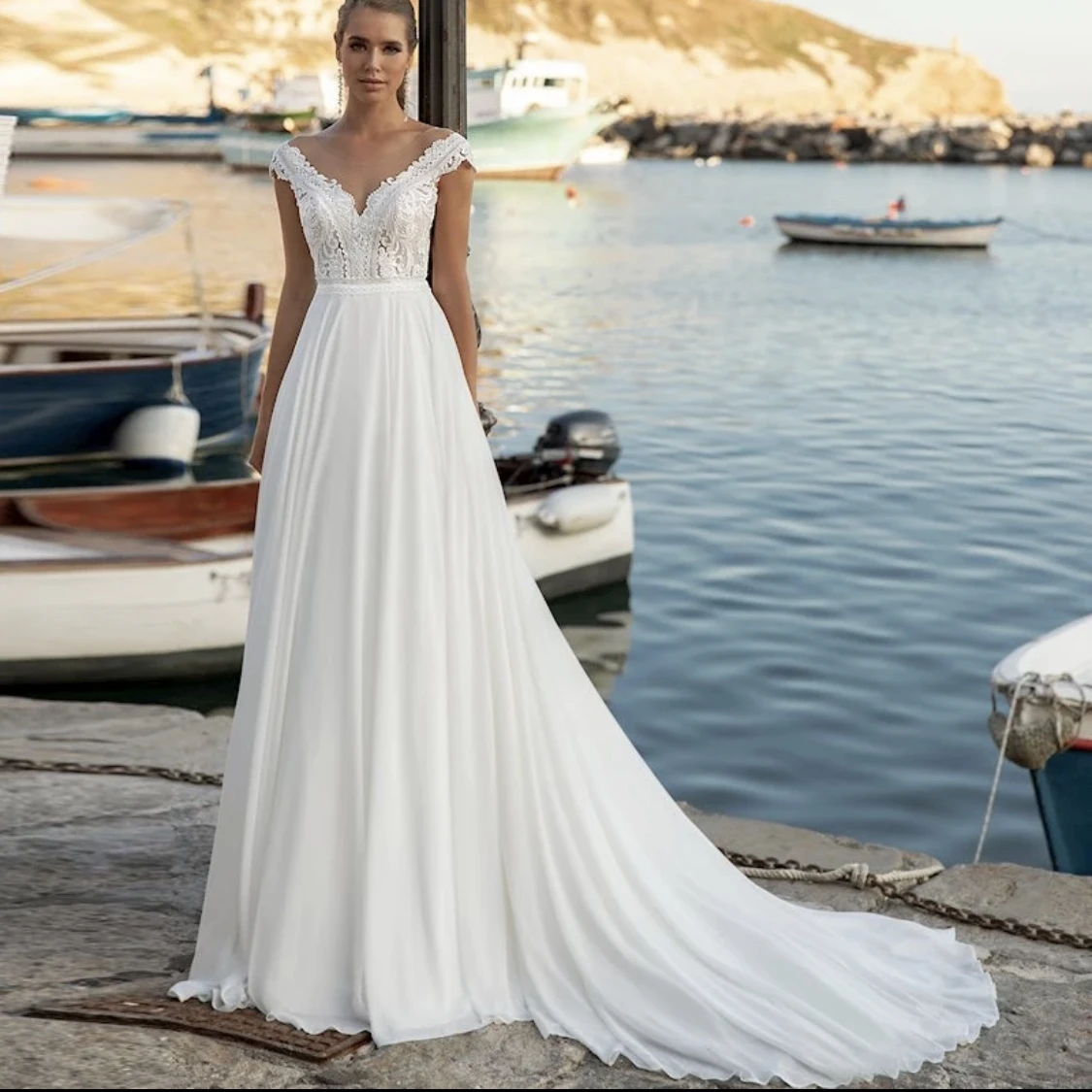 

Bohemian Wedding Dress A-Line Sheer Neck Cap Sleeve Lace Appliques Backless Button Floor Length Sweep Train Bride Gown New