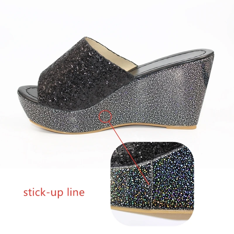 Женские туфли лодочки на танкетке с открытым носком золотистого цвета|Тапочки| |