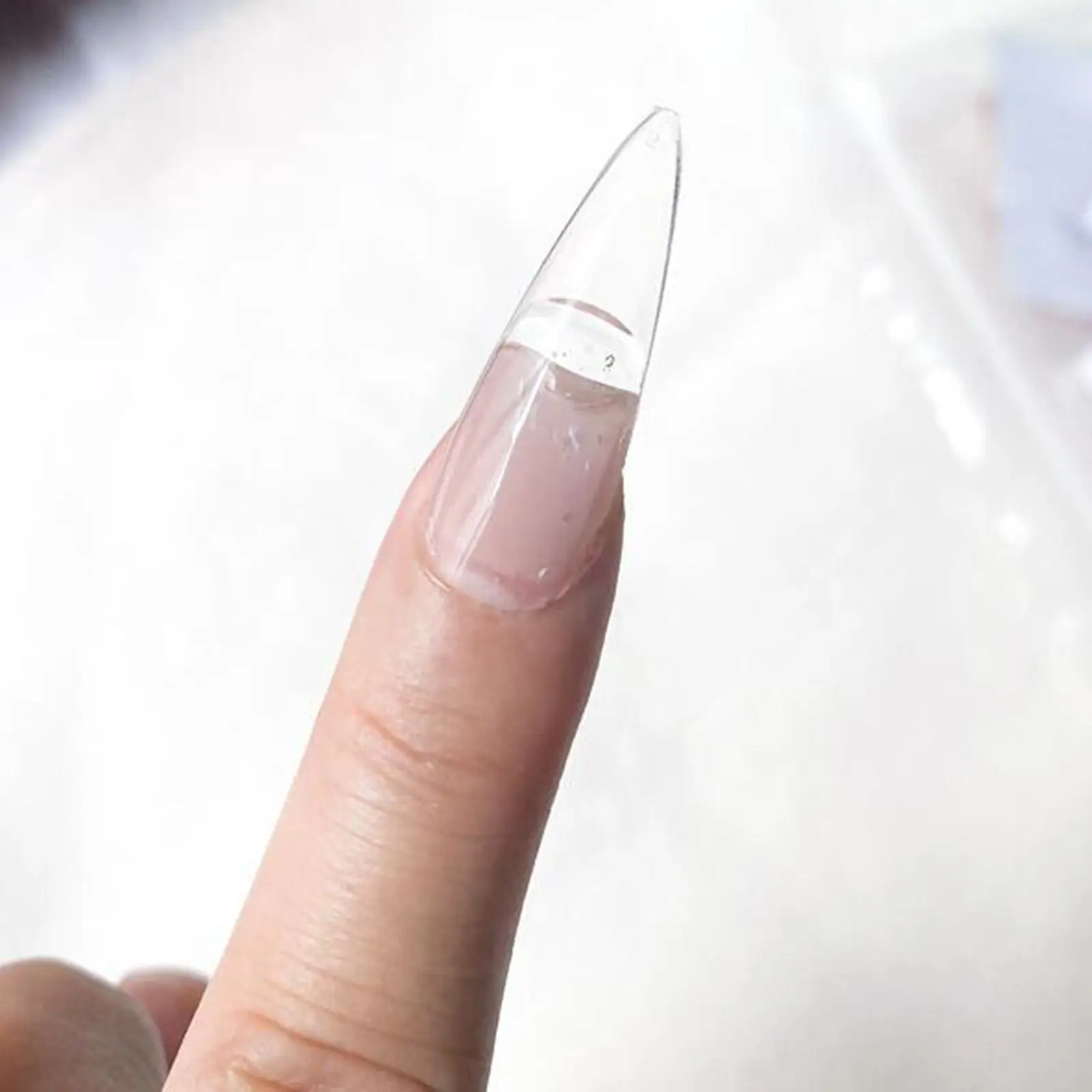 

Nail Gel 15ml Long Lasting Strong Glue Adhesive for Salon Home Use Beginner