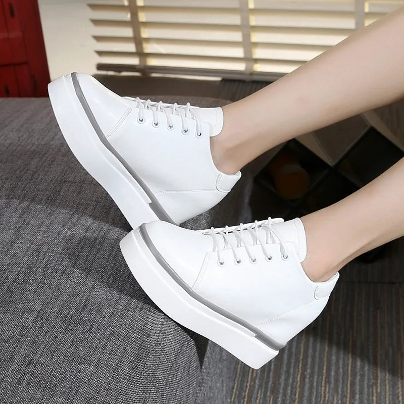 Туфли женские на платформе криперы Мокасины кроссовки плоская подошва черные