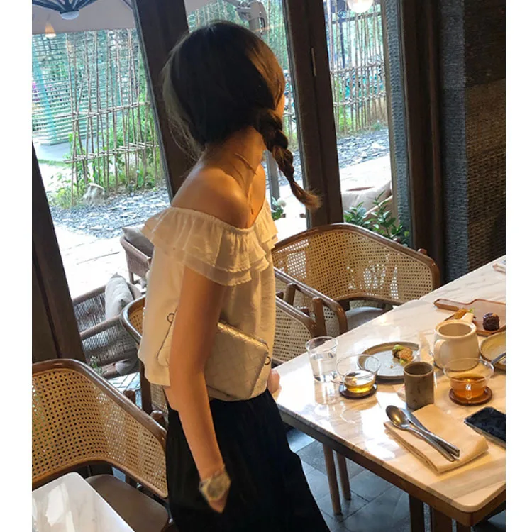 

21 summer new lace top a word shoulder the woman with short sleeves harajuku women sexy tops