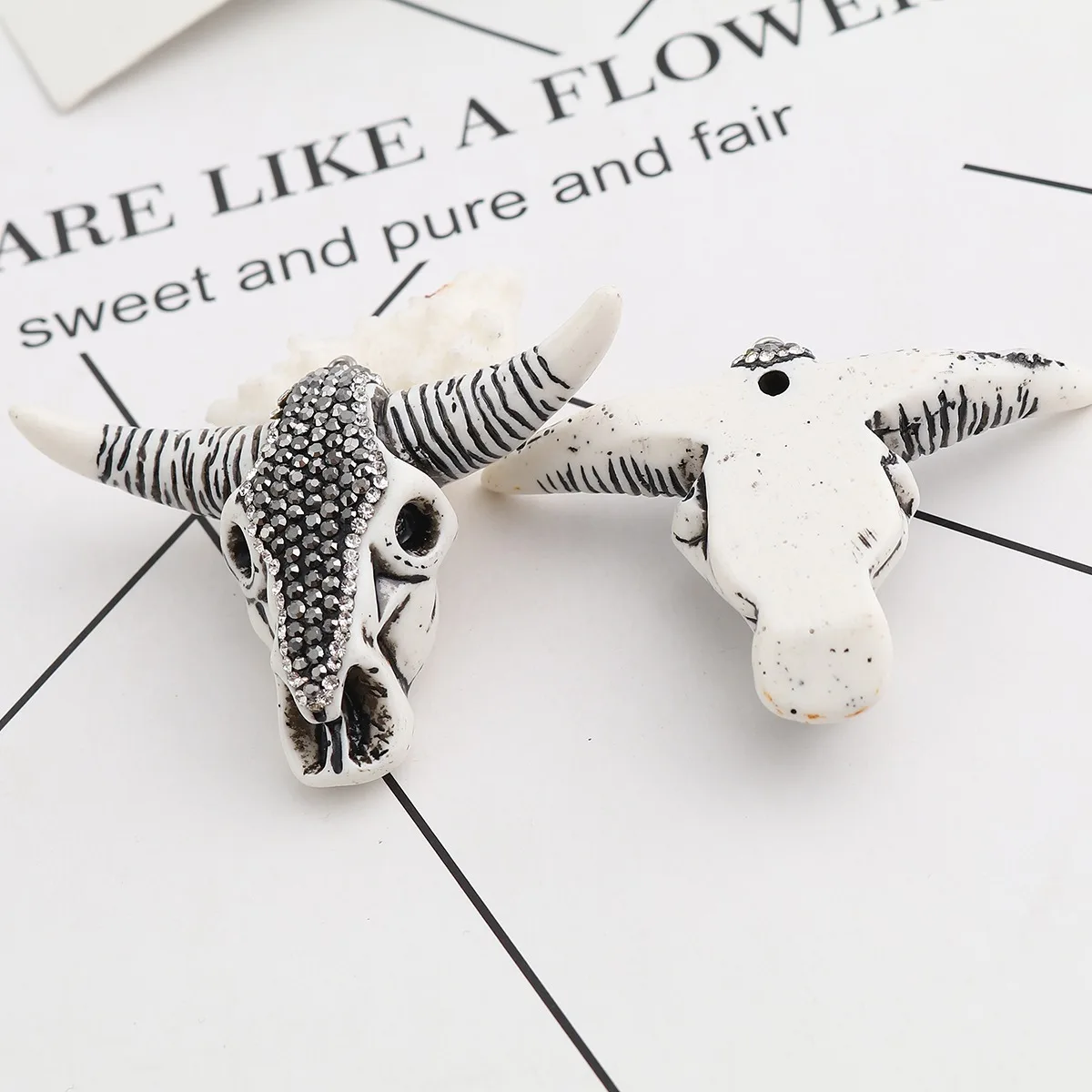 Дорин коробка смолы в Богемном Стиле Подвески Тау микро проложить